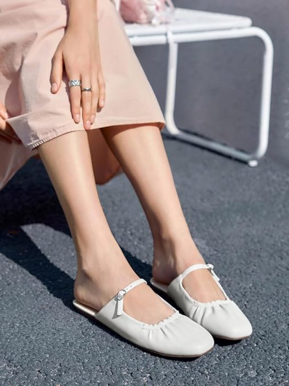NWT Coutgo Pleated Mary Jane Mules Size 9 Women's